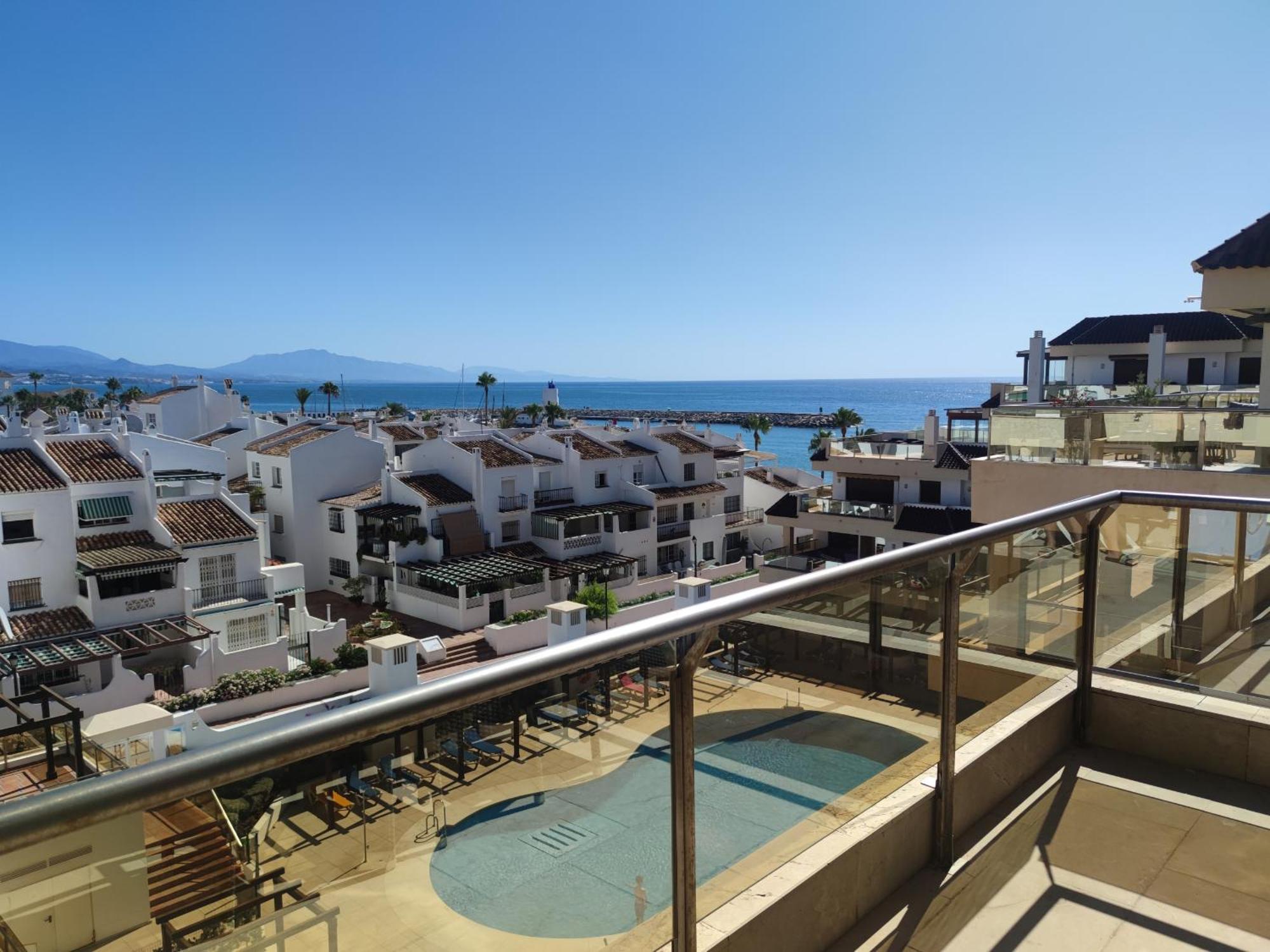 Lovely Apartment With Pool & Sea Views - Marina Del Castillo 2129 马尼尔瓦 外观 照片